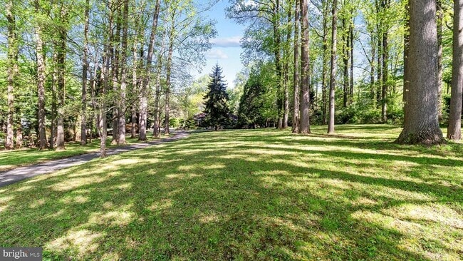 Photo - 501 Webb Rd