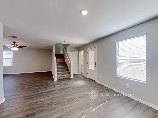 Photo - 8216 W Illini St