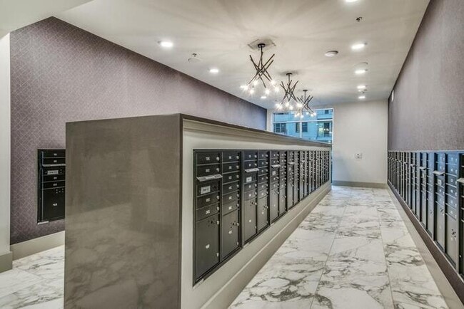 Photo - 14175 Dallas Pkwy Unidad b6