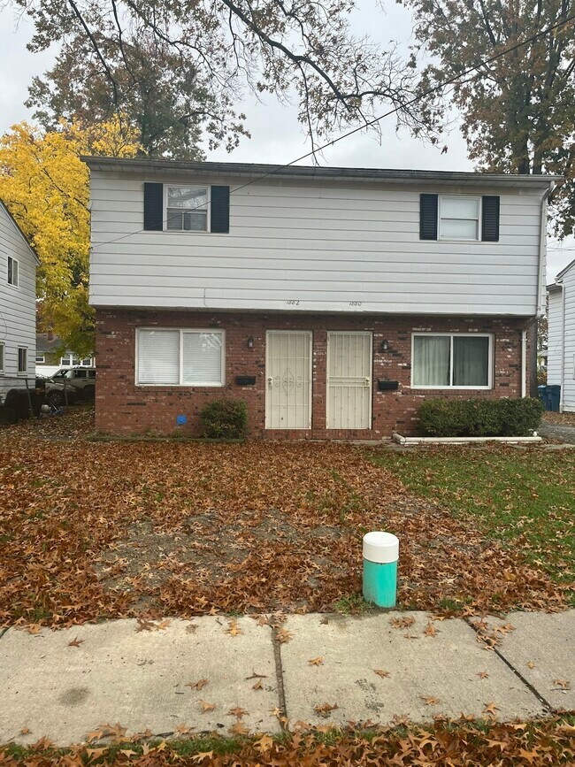 Photo - 1882 E 37th St