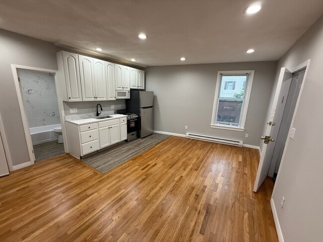 Photo - 83 Haven St Unit 3C