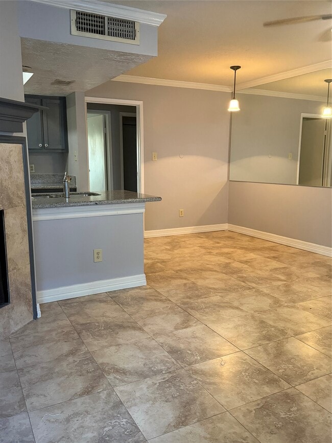 Photo - 3919 Fairmont Pkwy Unit 205