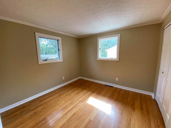 Photo - CNC Leasing Group