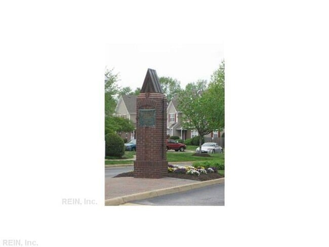 Photo - 212 Fireweed Ct