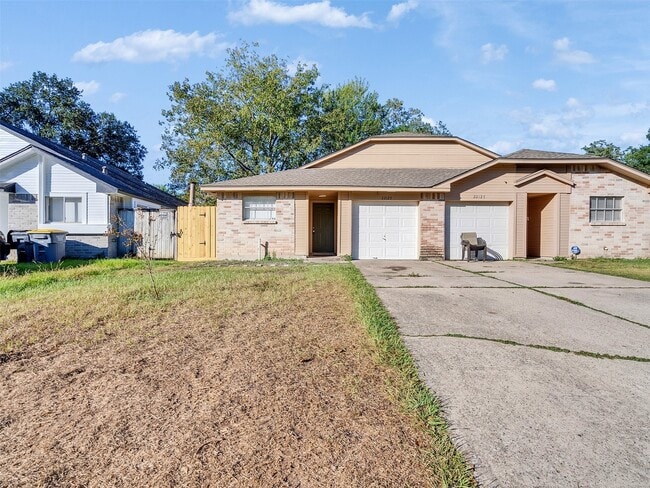 Photo - 22125 Diane Dr