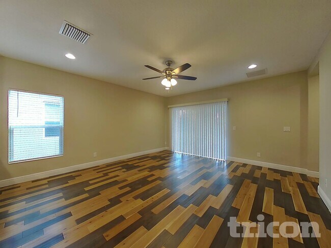 Photo - 9229 Halsey Dr