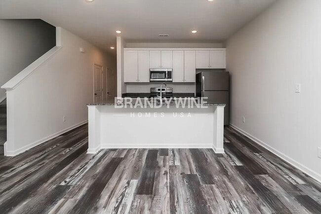 Photo - 1713 Eastway Dr