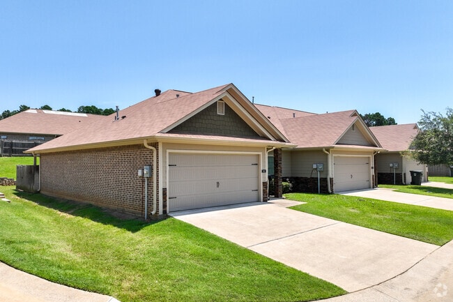 Townhomes at Faulkner Park
