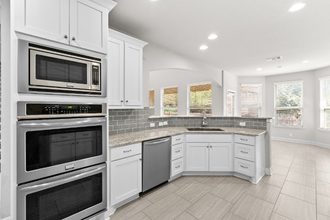 Photo - 27027 Oleander Chase