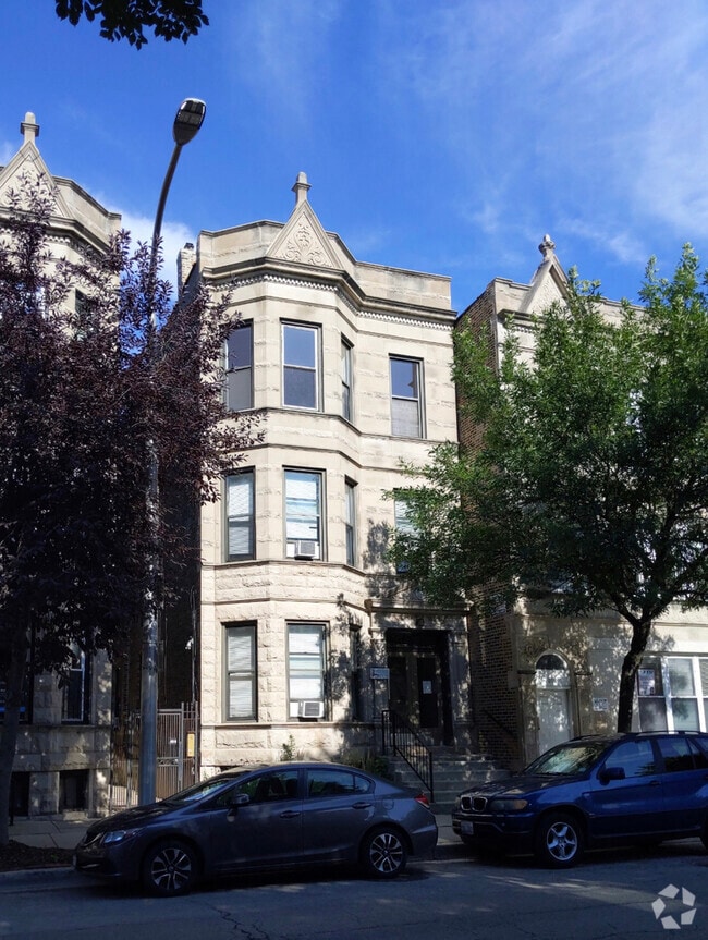 Building Photo - 1039 S Racine Ave Unit 3R Rental