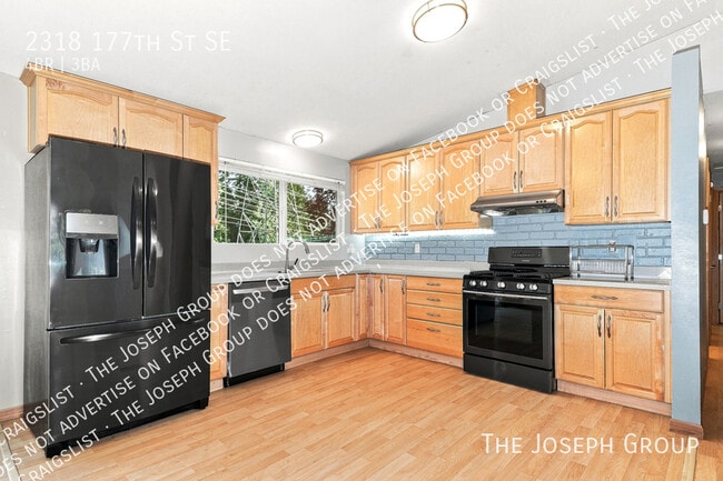Photo - 2318 177th St SE
