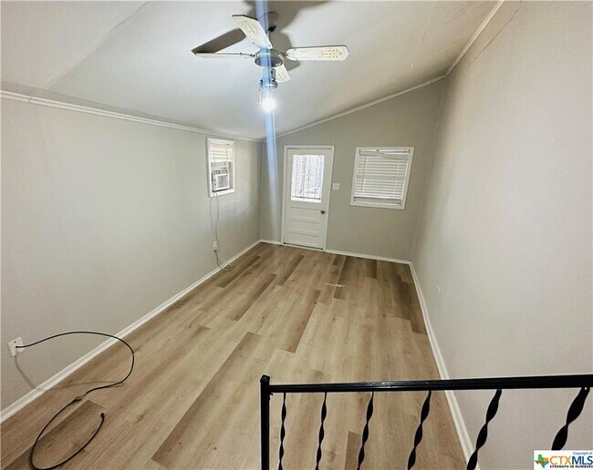 1409 E Mistletoe Ave Rental House Rental in Victoria, TX