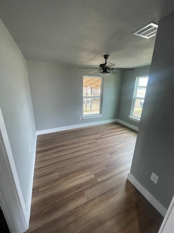 Photo - 258 Carroll Dr