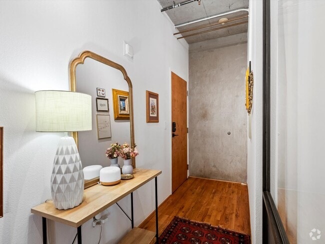Building Photo - 1499 Blake St Unit 3U Rental