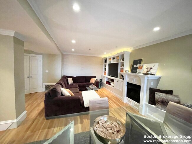 Photo - 27-29 Telegraph St. Unit 1 Unit 1