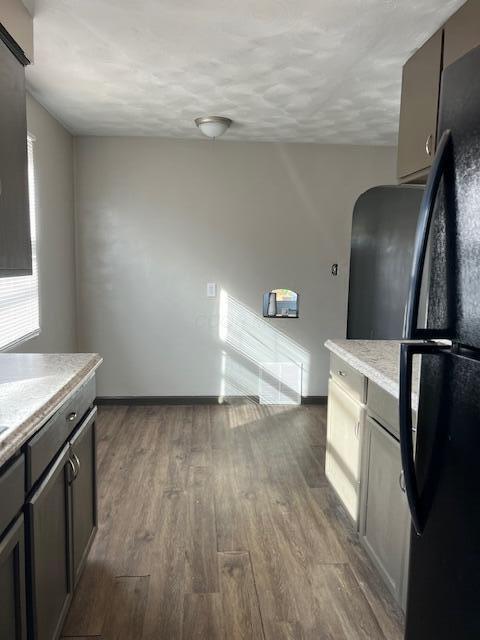 Photo - 738 S Weyant Ave