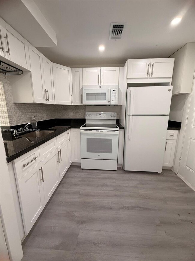 Photo - 20111 NE 27th Ct Unit K109