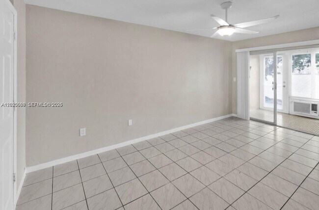 18801 NE 2nd Ave Unit 1006