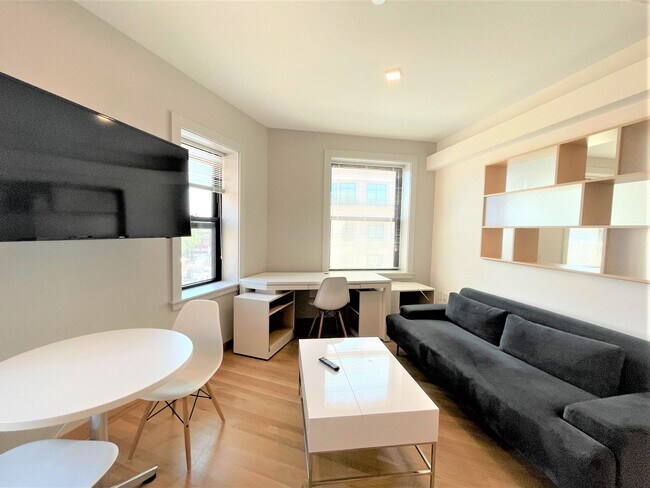 Photo - 115 Mt Auburn St Unit 13