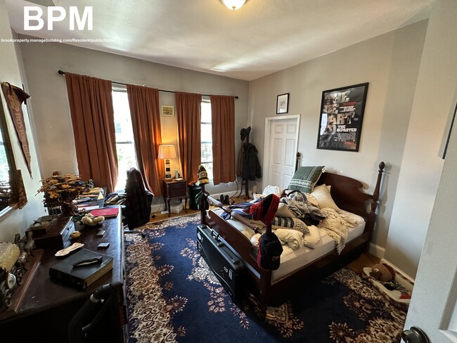 Photo - 669 Massachusetts Ave