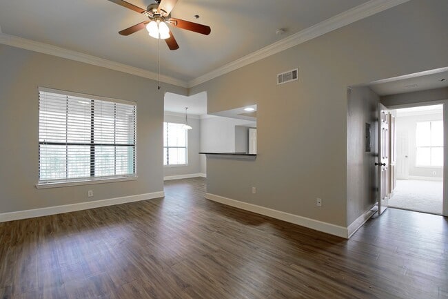 Photo - Brookhaven/Buckhead 2BR Unit 1338