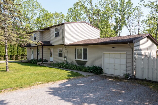Photo - 2 Rorbach Ln Unit 2
