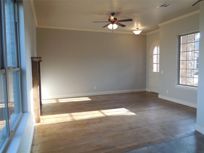 Photo - 3416 Enclave Ln