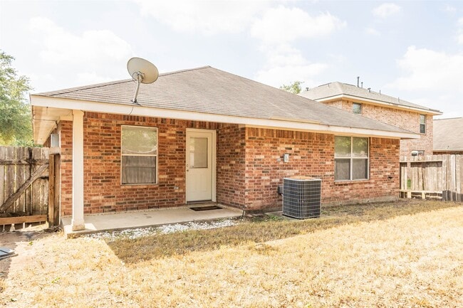 Photo - 20006 Windcroft Hollow Ln