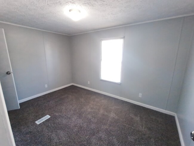 Photo - 88 Deerwood Park