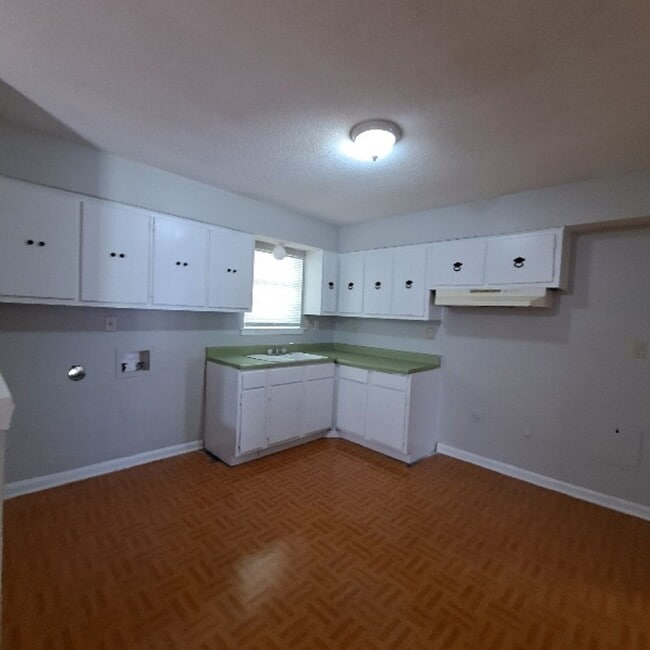 Photo - 3286 Sandy Springs Dr