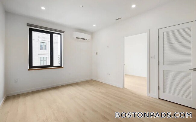 Photo - 87 Oxford St Unidad 404