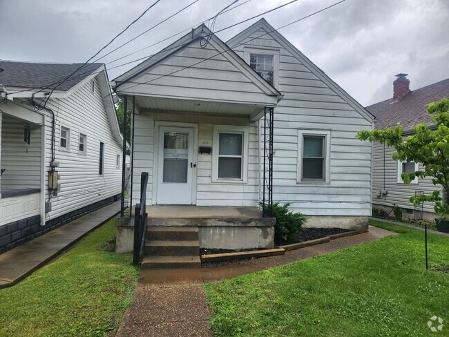 Building Photo - Charming 2 bedroom 1 bath home with recent...