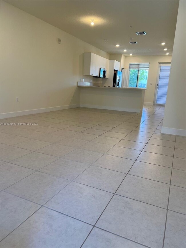 Photo - 10270 NW 66th St Unit 107