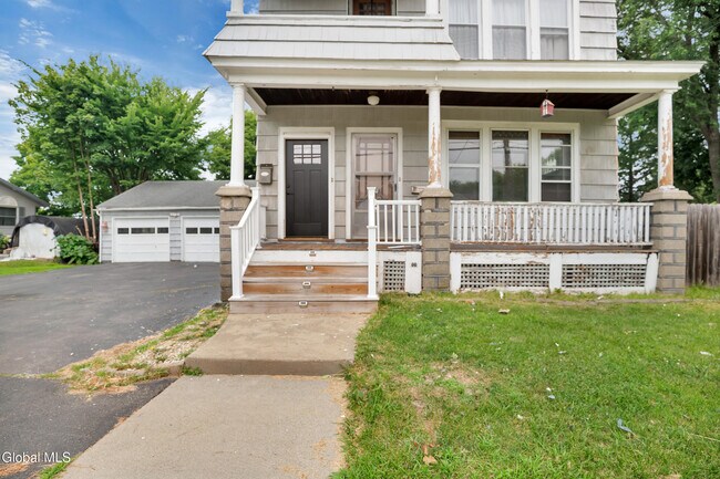 Photo - 2139 Foster Ave