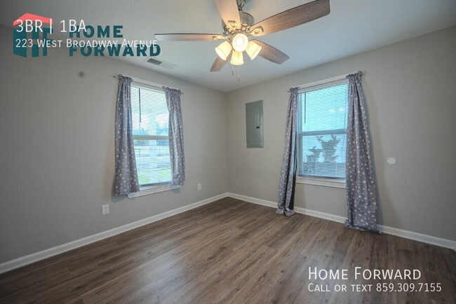 Photo - 223 W Broadway Ave