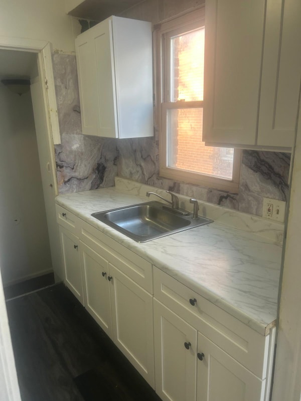 Photo - 6515 Woodmont Ave