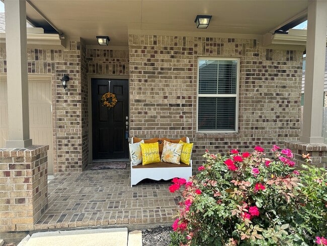 Photo - 18806 Legend Oaks Dr
