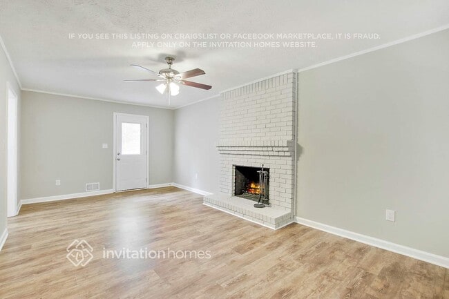 Photo - 5747 Woodland Dr