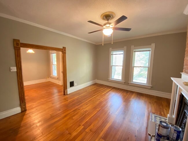 Photo - Neil Ave 686-688 MLR Unidad 686