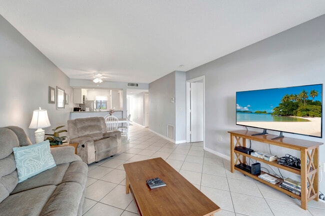 Photo - 436 Cerromar Ln Unidad 379