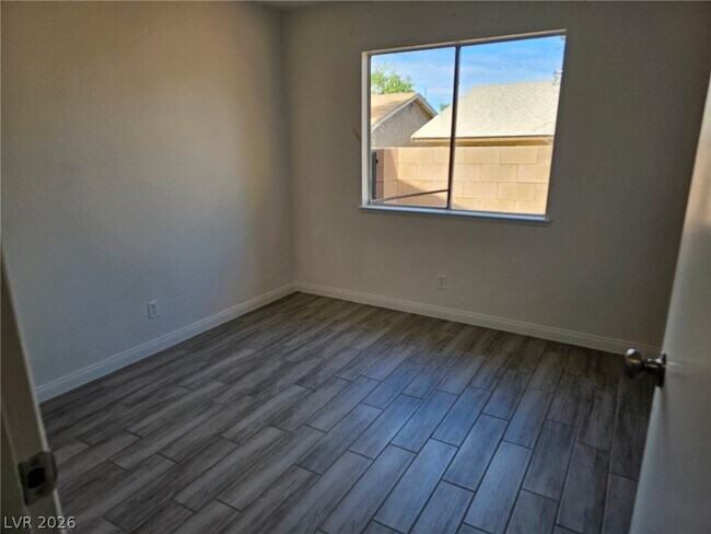 Photo - 3905 Starflower