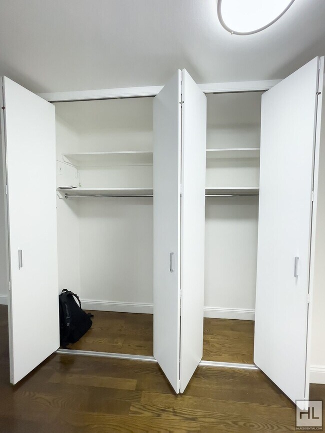 Photo - 5 AVENUE Apartment Unit 12L