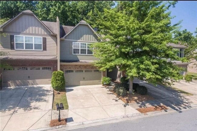Photo - 3232 Brockenhurst Dr