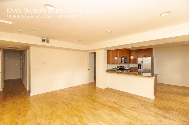 Photo - 6305 N Francisco Ave Unit 6305-GDN