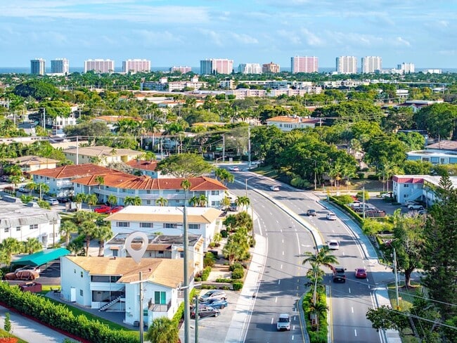 Building Photo - 491 W Camino Real Unit 6