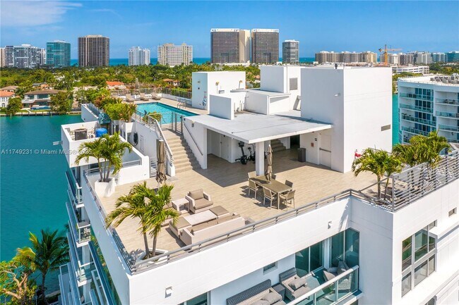 Photo - 9901 E Bay Harbor Dr Condo Unit 301-302