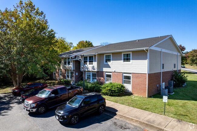 Rental Unit Building - Heritage Acres Apartments