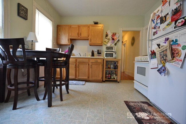 548 Washington St Unit 3db