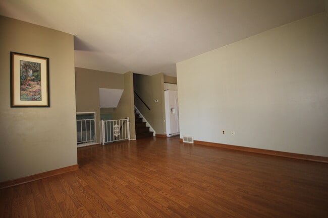 Sala de estar - 4233 Marywood Dr