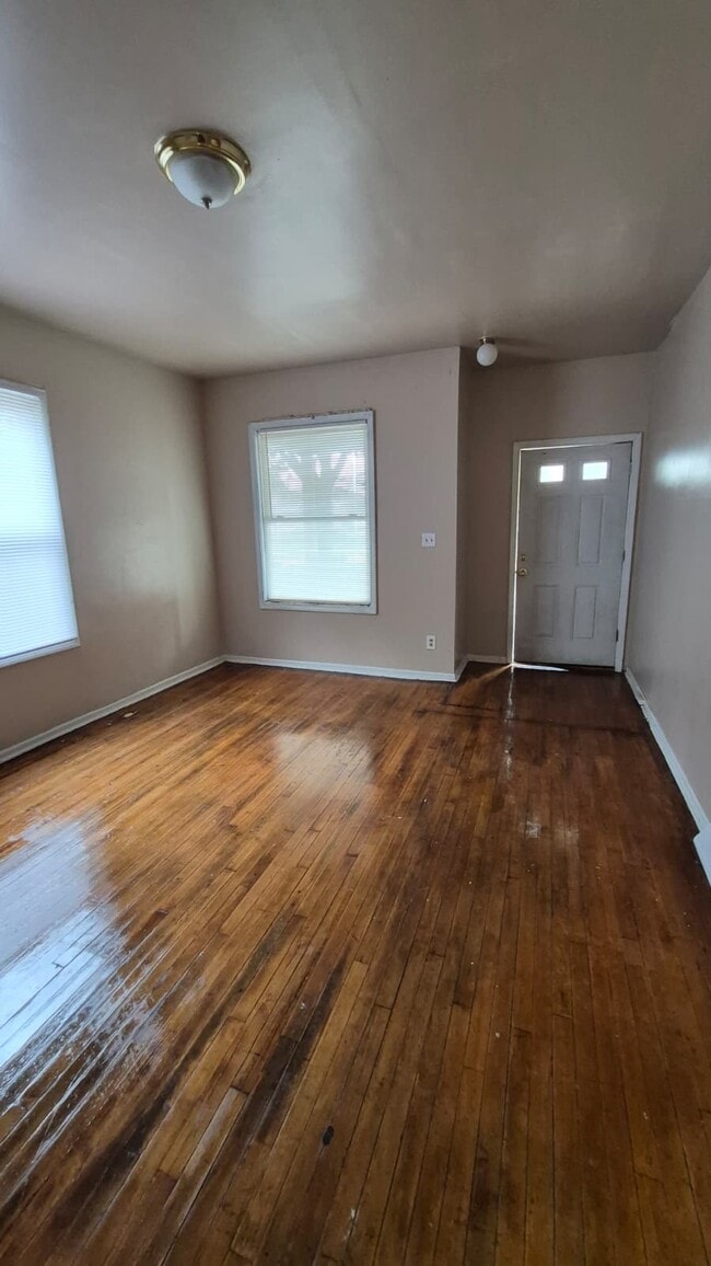 Photo - 3834 N Port Washington Rd